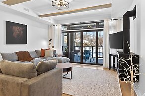 104 Verbier Building 12