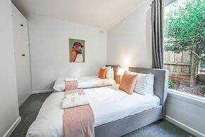StayAU Luxe 6BR Cradle Mountain