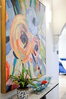 StayAU Pet-Friendly 7BR Spacious Retreat