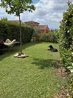 Villa With Heated Pool and Private Garden