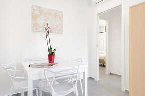 Eos Elegant Apartment & Suites