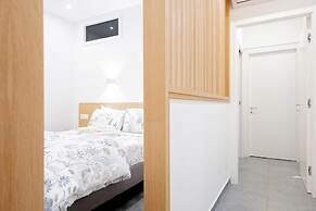 Eos Elegant Apartment & Suites