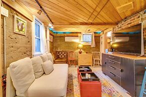 Explore CU! Unique Studio w/ Private Courtyard