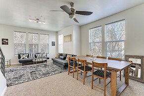 Walk to Bart Station: Richmond Townhome w/ Balcony