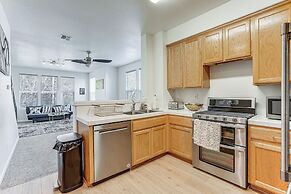 Walk to Bart Station: Richmond Townhome w/ Balcony