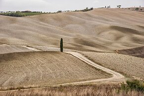 Relaxing Tuscan Getaway