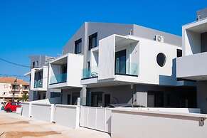 Dawn Apartments