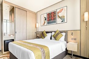 April Hotel