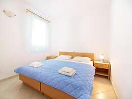 Lumbarda Resort Apartments