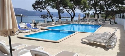 Lumbarda Resort Apartments