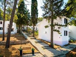 Lumbarda Resort Apartments