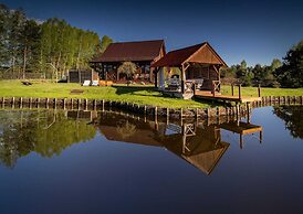 Holiday Home With Sauna, Jacuzzi and Private Pond