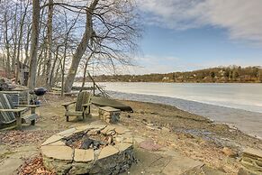 Year-round Fun in Monroe! Lakefront Family Home