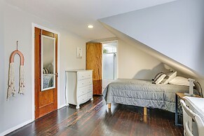 Year-round Fun in Monroe! Lakefront Family Home