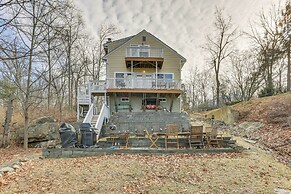 Year-round Fun in Monroe! Lakefront Family Home