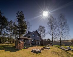Large Holiday Home, Salt Cave, Sauna, Jacuzzi
