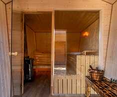 Comfortable Holiday Home With Sauna and Jacuzzi