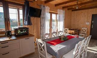 Holiday Home With Private Pond, Jacuzzi and Sauna