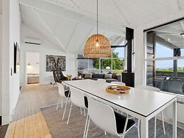 5 Star Holiday Home in Ebeltoft