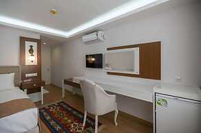 Elit Lara Otel