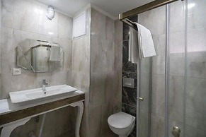 Elit Lara Otel