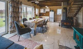 Large Holiday Home, Salt Cave, Jacuzzi, Sauna
