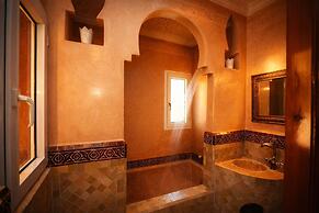 Riad 16 Dar and Pool