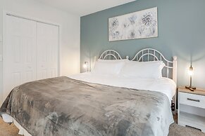 Walk to Golf Course! Clymer Summer Escape w/ Deck