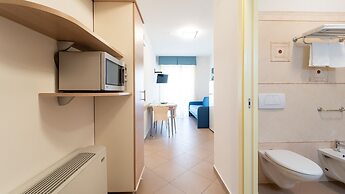 Anchise Mare Holiday Apartments