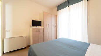 Anchise Mare Holiday Apartments