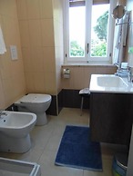 SIRIS HOTEL
