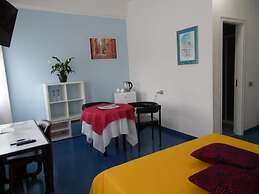 SIRIS HOTEL