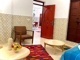 riad la joie