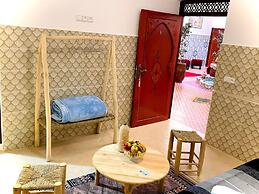 riad la joie
