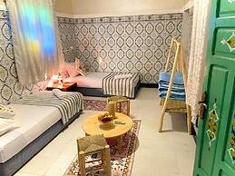 riad la joie