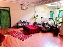 riad la joie