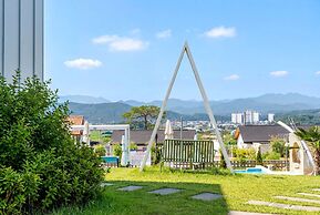 Gyeongju Heybreeze Pool Villa