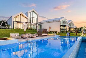 Gyeongju Heybreeze Pool Villa