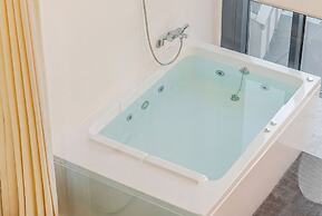 Gyeongju Heybreeze Pool Villa