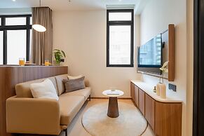 Weave Suites - Novena