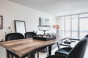 Prime Downtown Residence