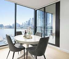 Melbourne Private Apartments Absolute W