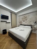 Laurina Home Collection