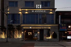 H-AVENUE HOTEL