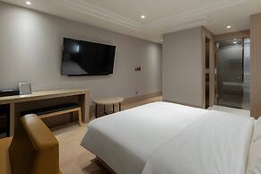 H-AVENUE HOTEL