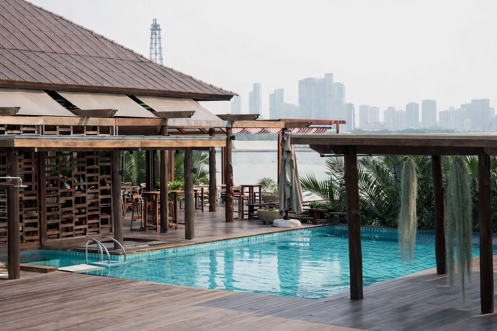 Baan Krai Nao The Riverfront