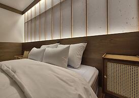 Hotel Flore