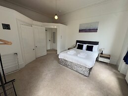 2 Bed - The Poop Deck by Smart Welcomes