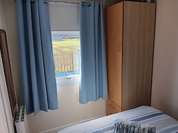 Bay View Chalet 2 Bed Sleeps 4 Pets Garden Beach