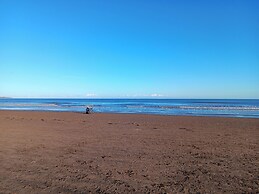 Bay View Chalet 2 Bed Sleeps 4 Pets Garden Beach